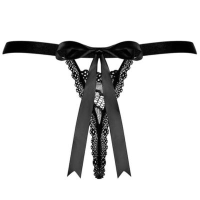 Tanga semitransparente en color negro con elegantes tiras.